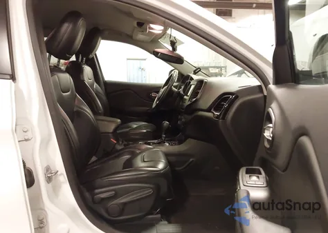 2019 Jeep Cherokee Altitude Fwd from USA, damaged, VIN 1C4PJLLB8KD339370